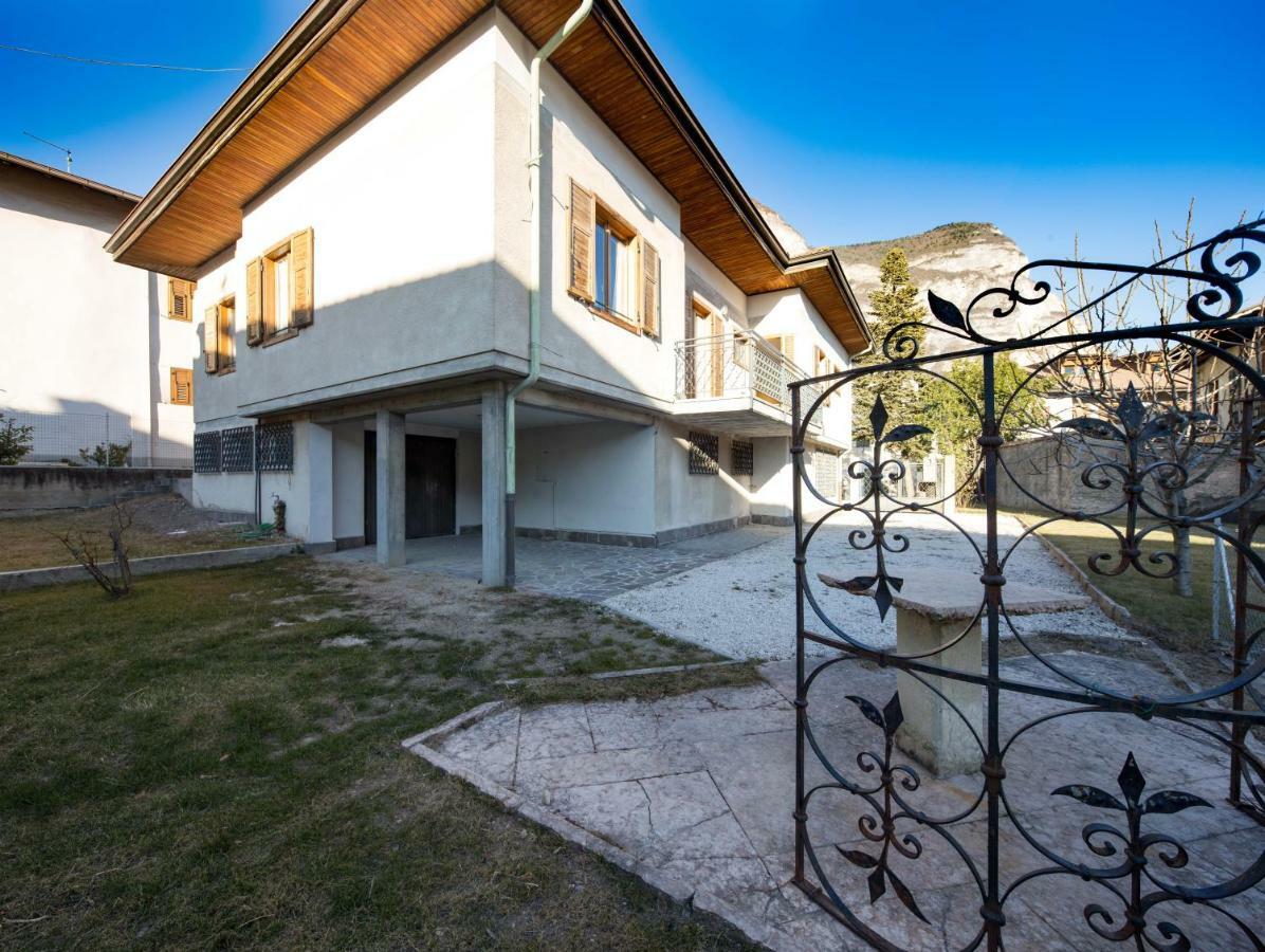 Rovere della Luna B&B Anna מראה חיצוני תמונה